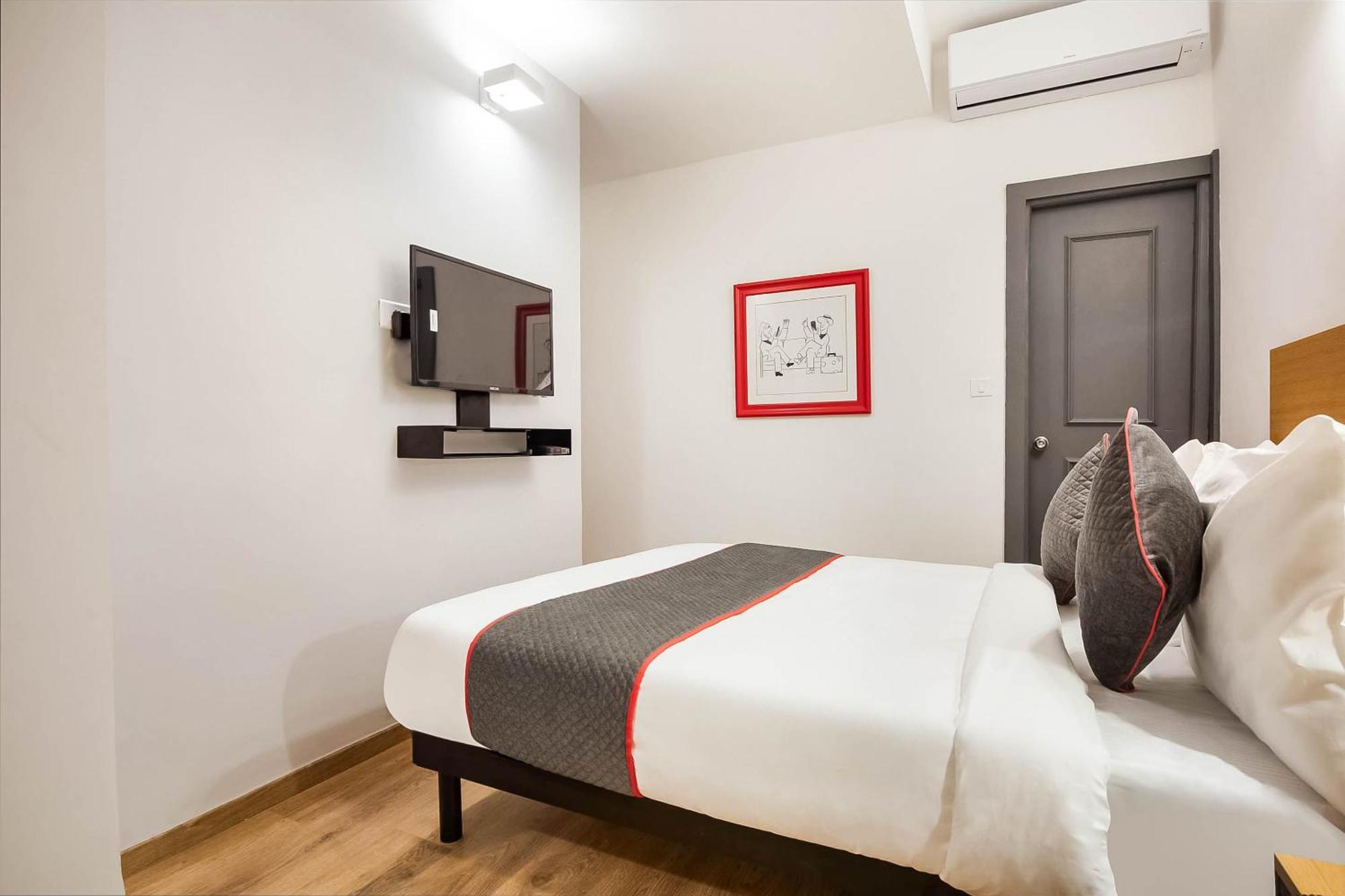 Super Townhouse Lords Inn Regency Mānglia エクステリア 写真